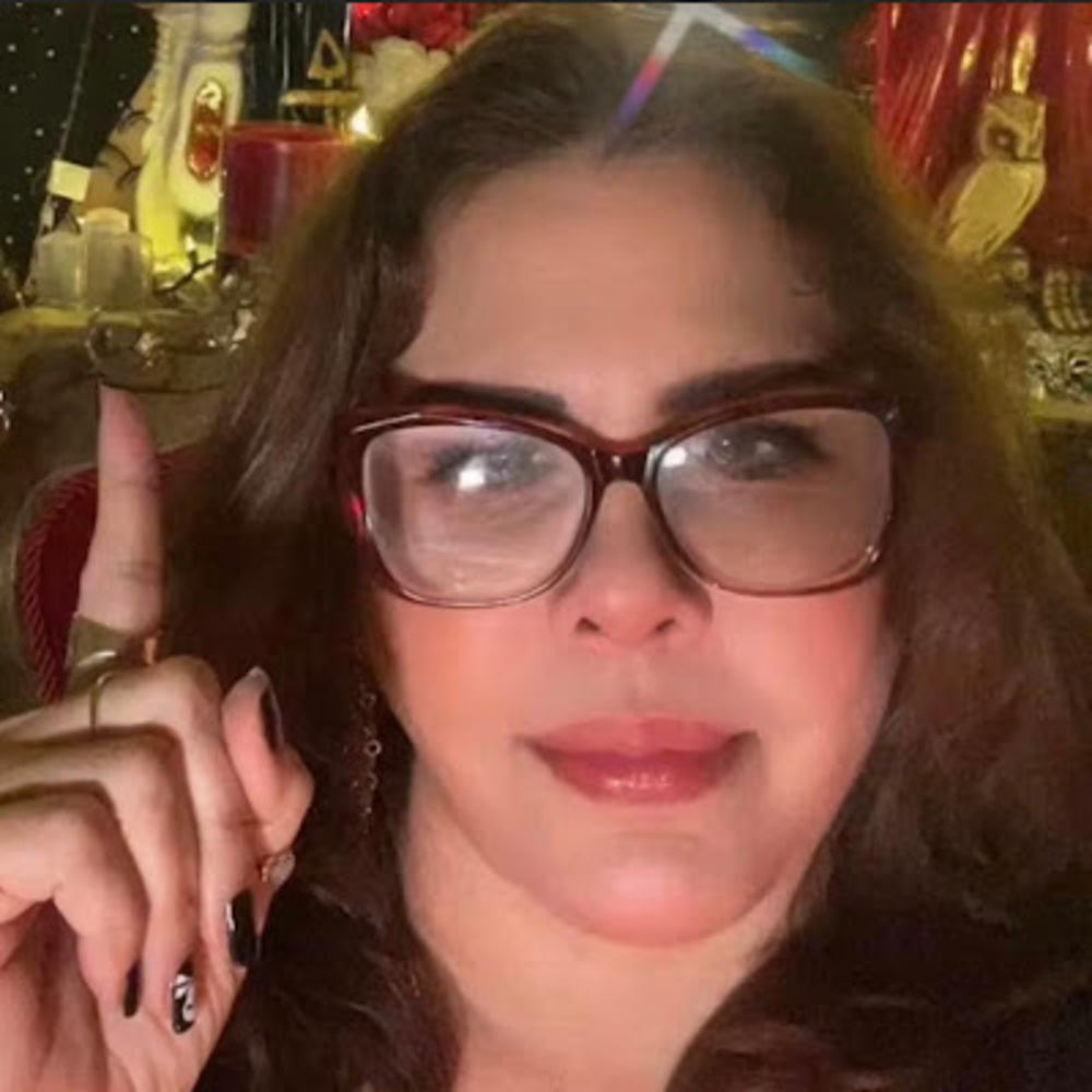 Meet your Posher, Maestra